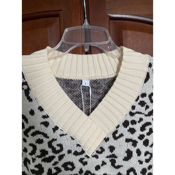 Leopard print sweater size L - Picture 5 of 9